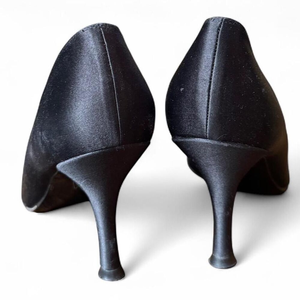 Stuart Weitzman Black Satin Peep Toe Heels Size 9M Kitten Heel Ruffle Classic - Picture 4 of 8